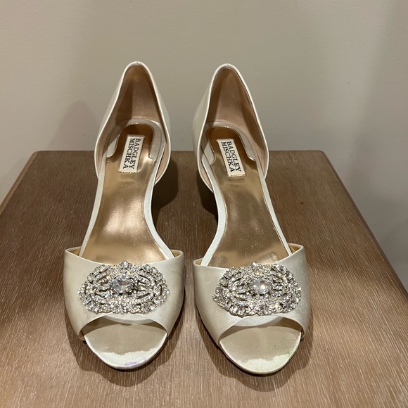 Badgley Mischa’s size 8.5 heels